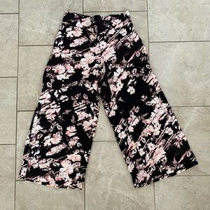 Apt. 9 Black Pink Floral Ultra Wide Leg Pants